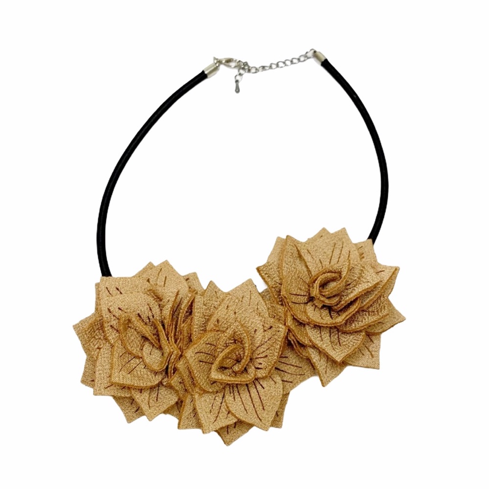 Floral Necklace || Tan Black Starburst Statement
